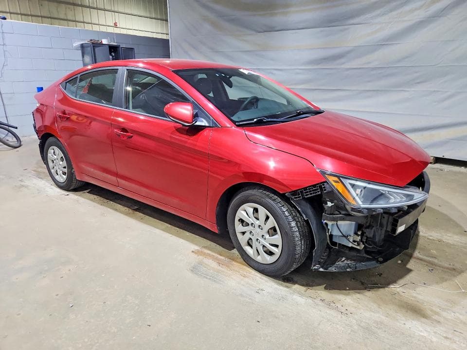 2019 HYUNDAI ELANTRA SE 4
