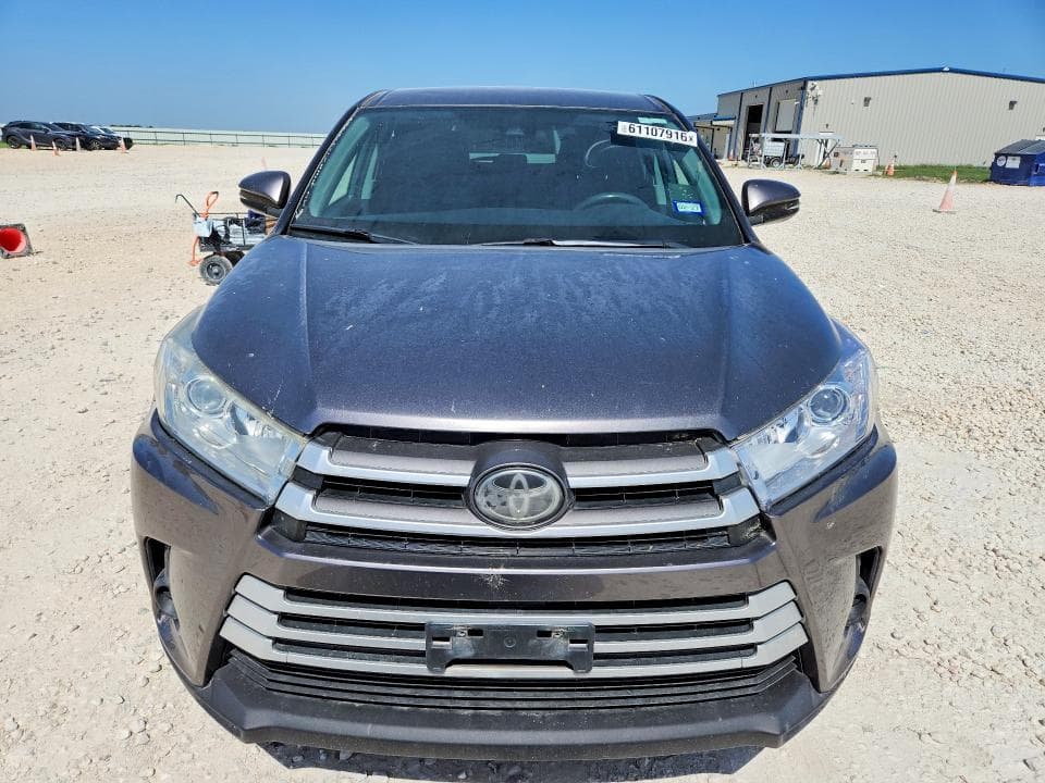 2019 TOYOTA HIGHLANDER LE 5