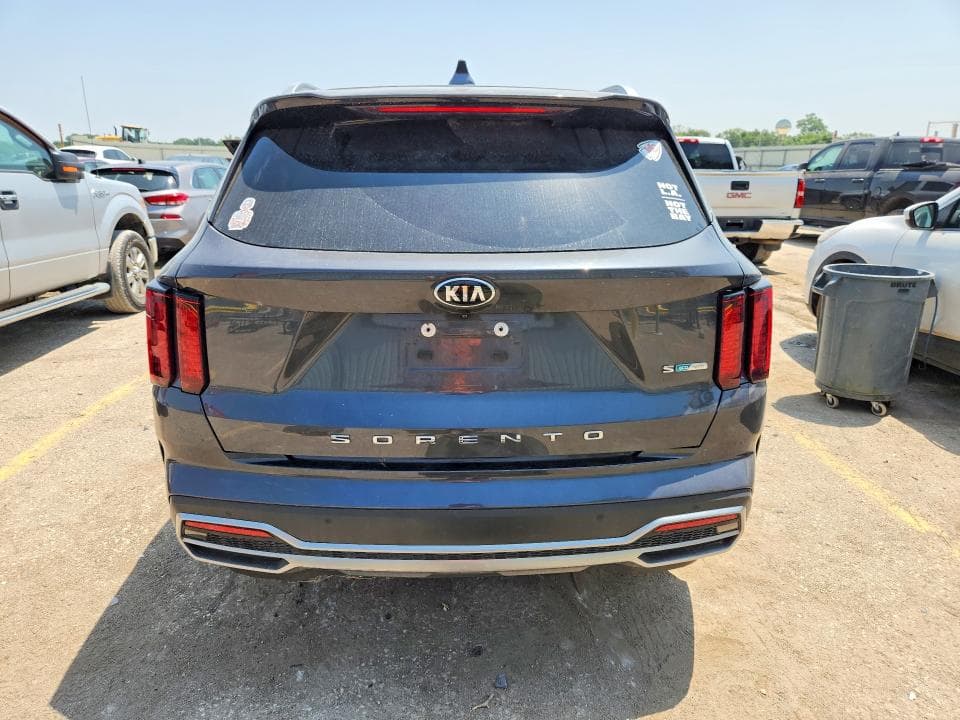 2021 KIA SORENTO S 6