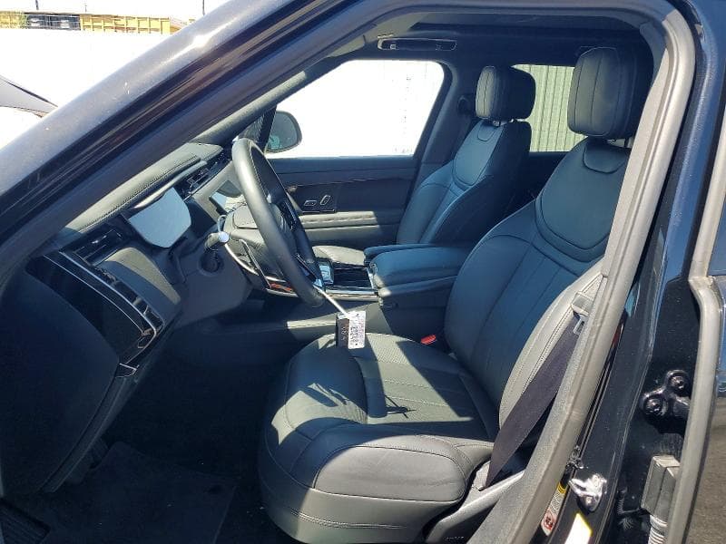 2025 LAND ROVER RANGE ROVER SPORT SE 7