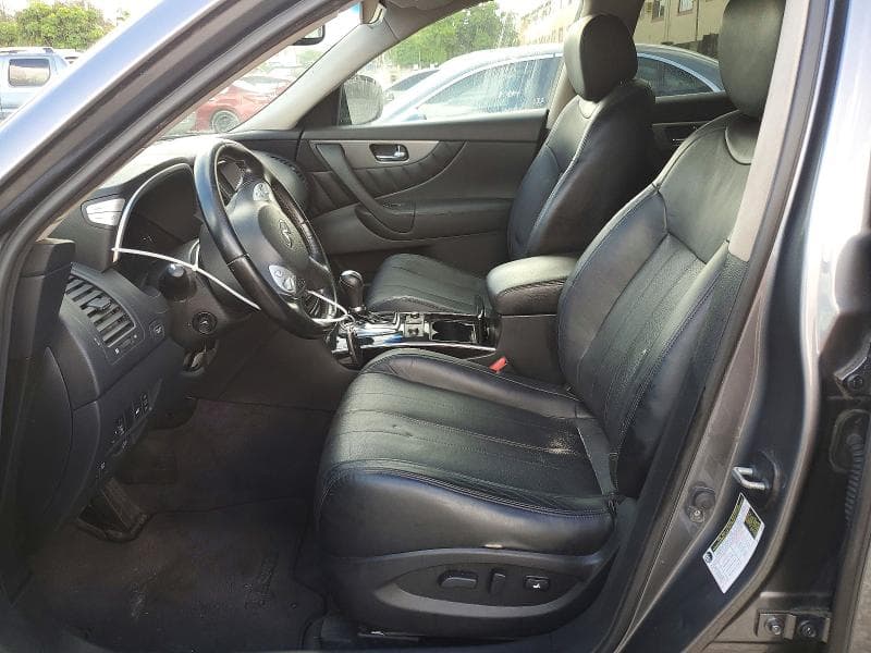 2017 INFINITI QX70 BASE 7