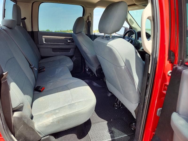 2019 RAM 1500 CLASSIC SLT 10