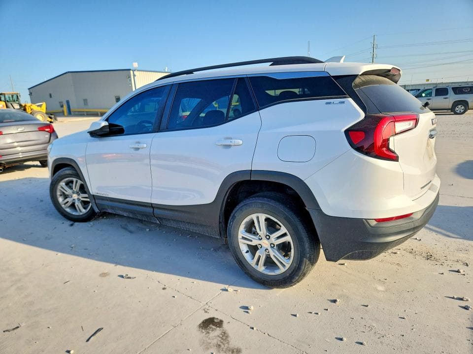 2022 GMC TERRAIN SLE 2