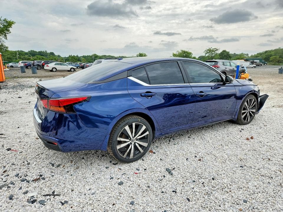 2019 NISSAN ALTIMA SR 3