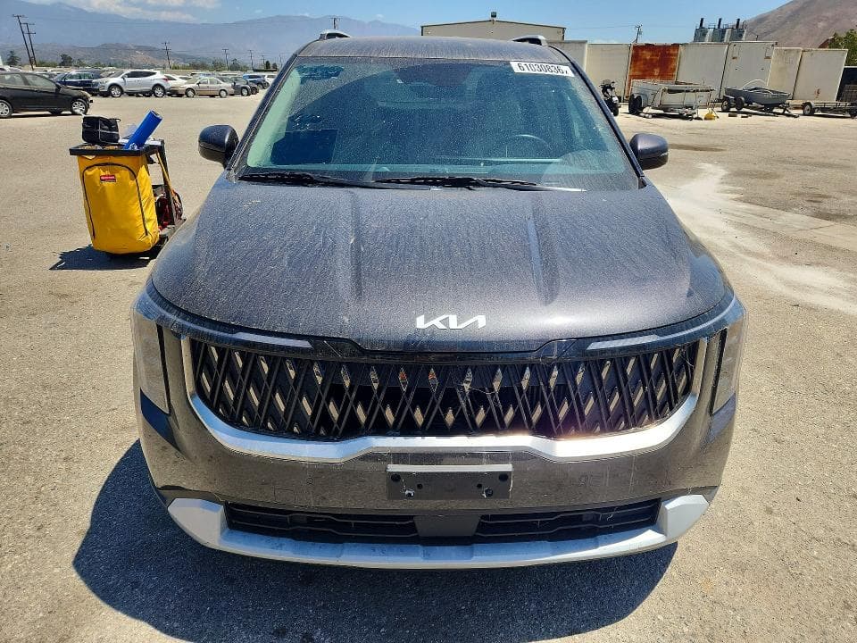 2026 KIA CARNIVAL EX 5