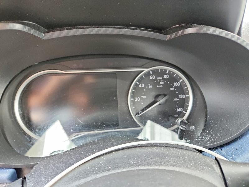 2025 NISSAN VERSA SV 9