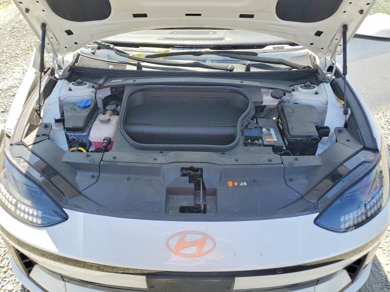 2025 HYUNDAI IONIQ 6 SE 11