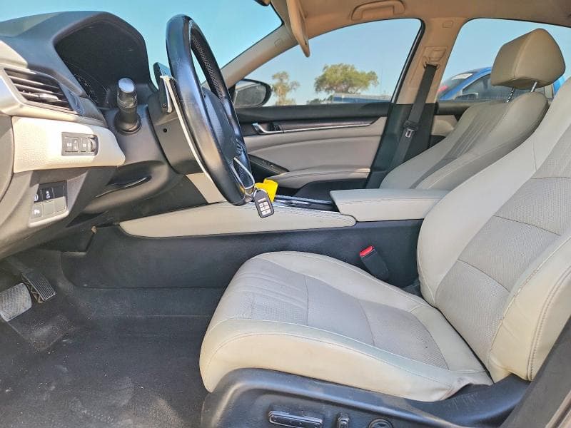 2018 HONDA ACCORD TOURING 7