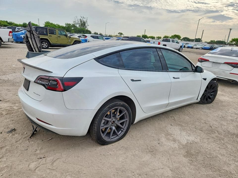 2021 TESLA MODEL 3 3