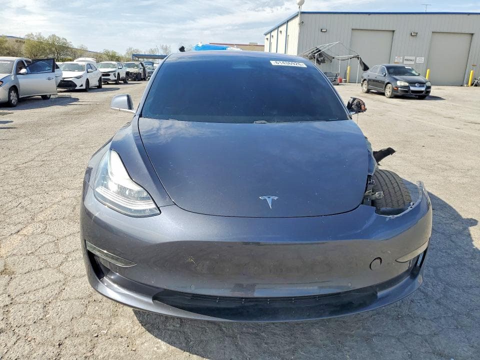 2018 TESLA MODEL 3 5