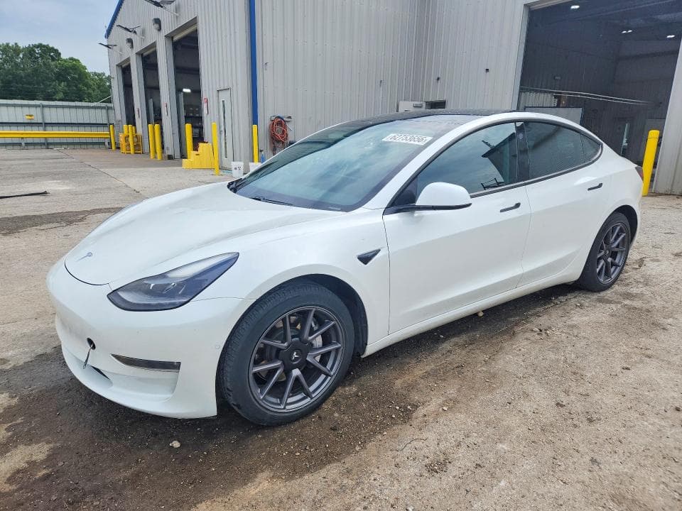2021 TESLA MODEL 3 - 1