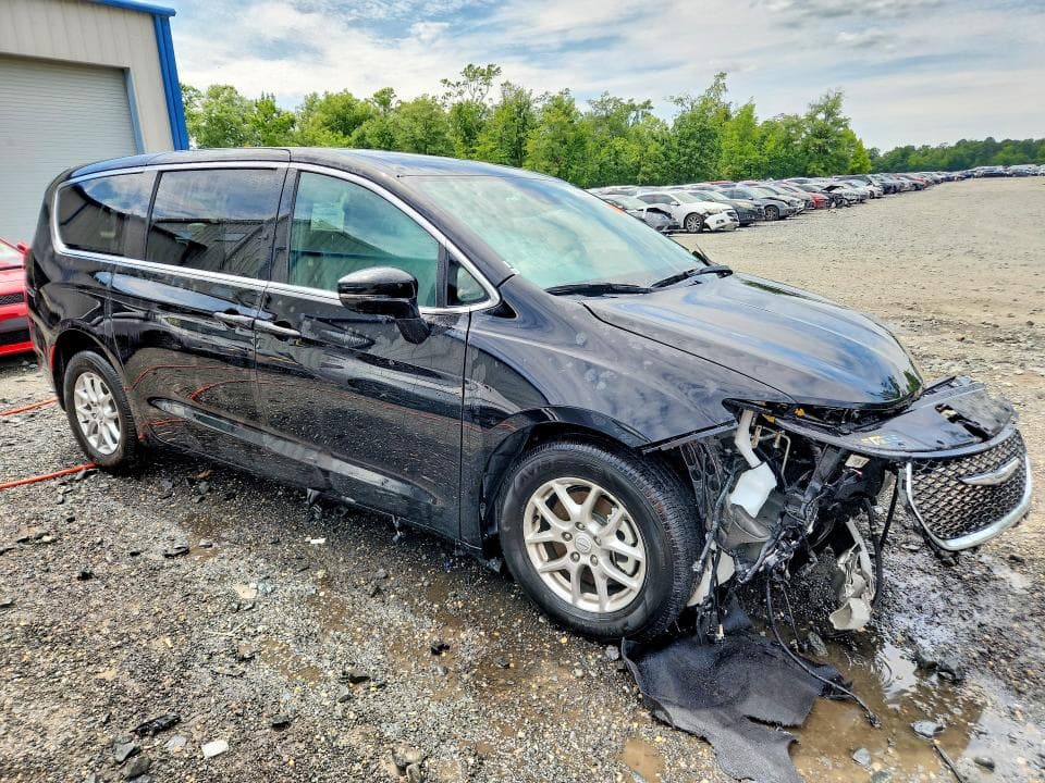 2026 CHRYSLER PACIFICA SELECT 4