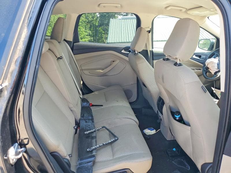 2018 FORD ESCAPE SE 11
