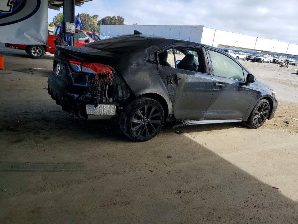 2023 TOYOTA COROLLA SE 3
