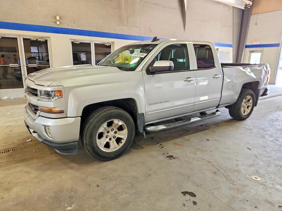 2017 CHEVROLET SILVERADO K1500 LT - 1