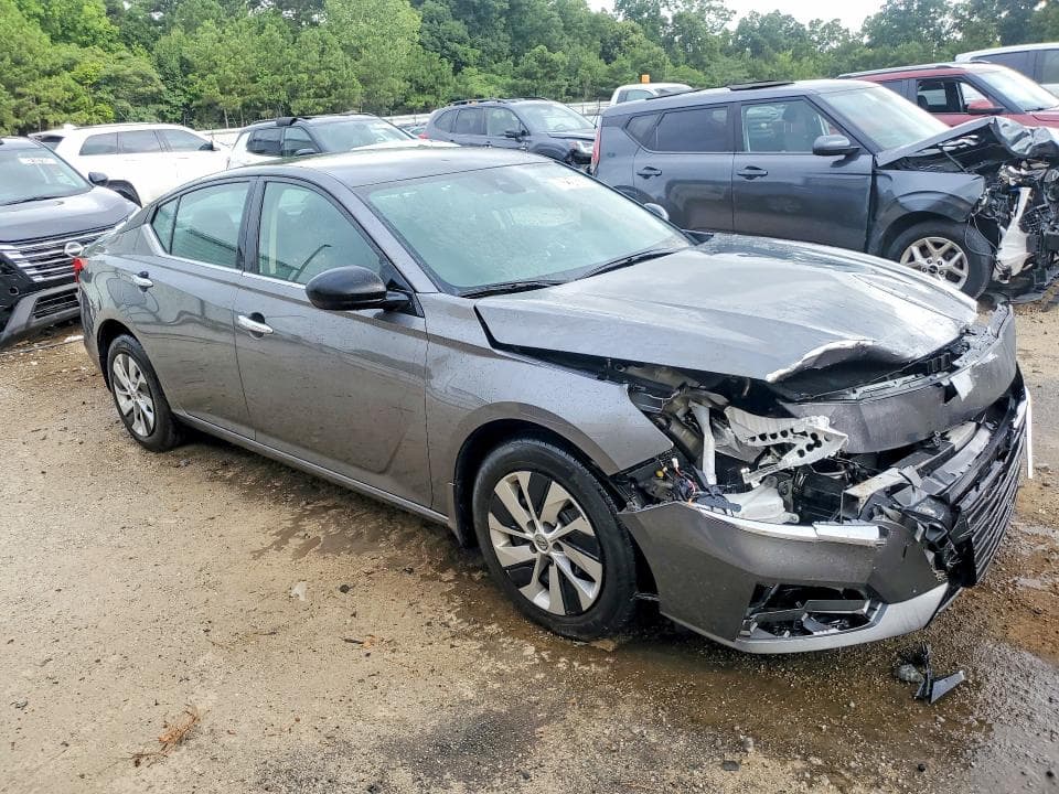 2024 NISSAN ALTIMA S 4