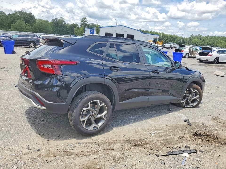 2025 CHEVROLET TRAX 1LT 3