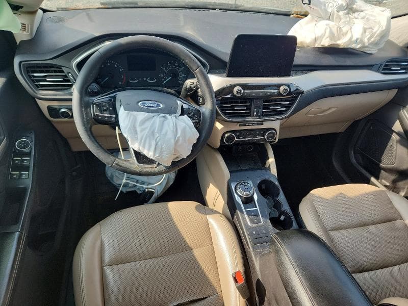 2021 FORD ESCAPE SEL 8