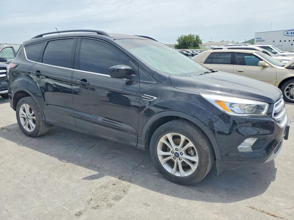 2018 FORD ESCAPE SE 4
