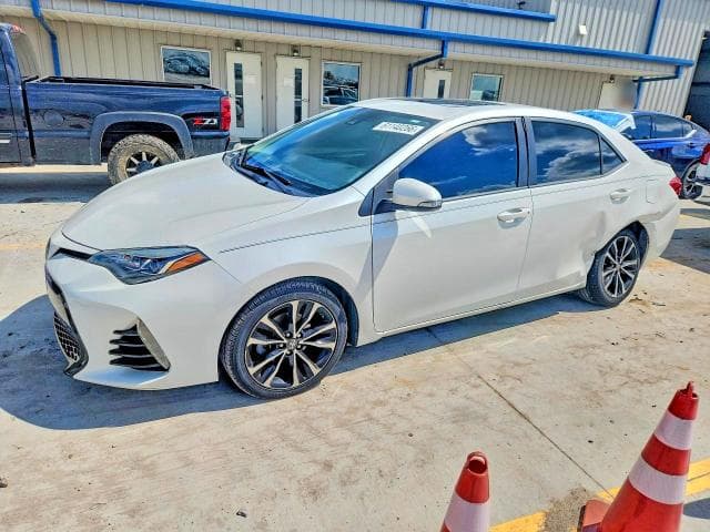 2017 TOYOTA COROLLA SE - 1