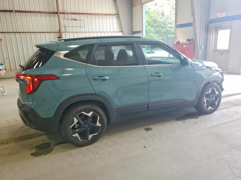 2025 KIA SELTOS EX 3