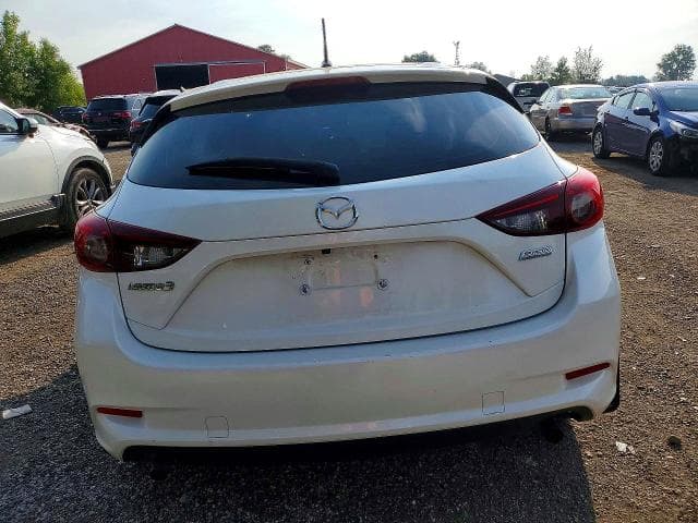2018 MAZDA 3 TOURING 6