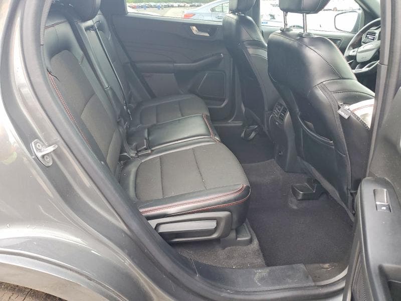 2023 FORD ESCAPE ST LINE 11