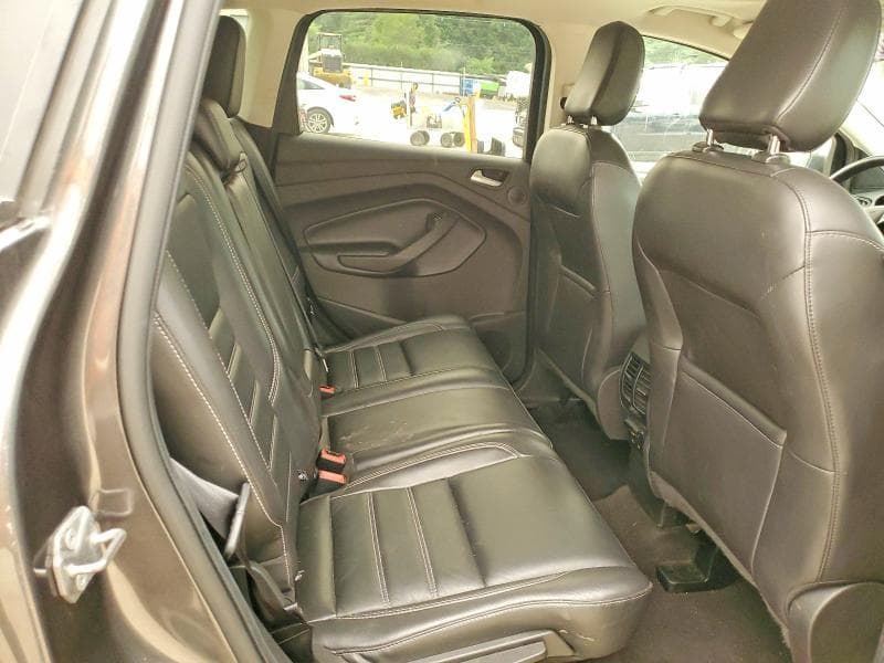 2019 FORD ESCAPE TITANIUM 11