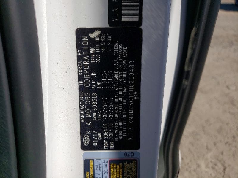 2017 KIA SEDONA LX 13