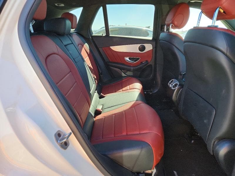 2022 MERCEDES-BENZ GLC 300 11