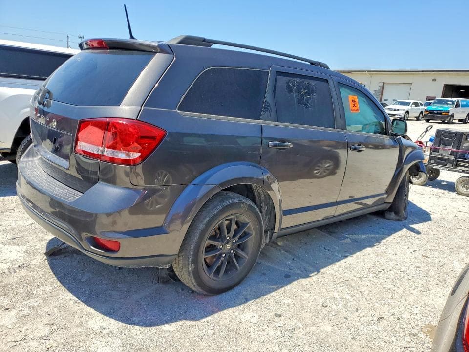 2019 DODGE JOURNEY SE 3