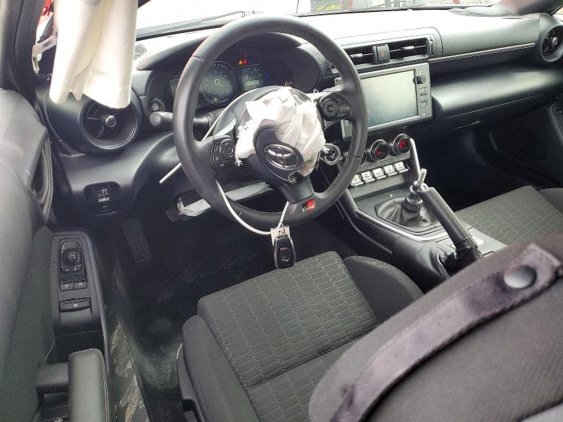 2023 TOYOTA GR86 BASE 8