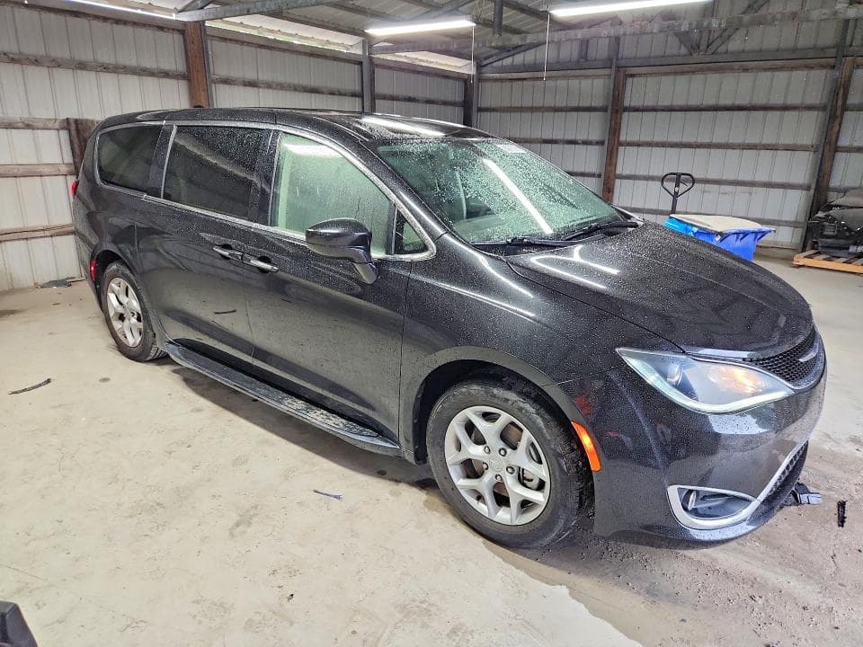 2019 CHRYSLER PACIFICA TOURING PLUS 4