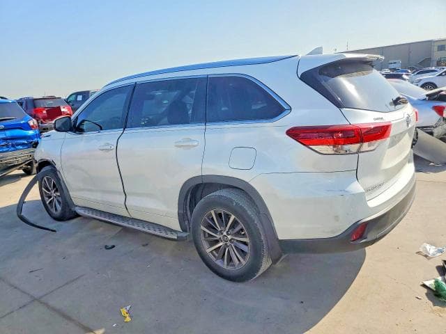 2017 TOYOTA HIGHLANDER XLE 2