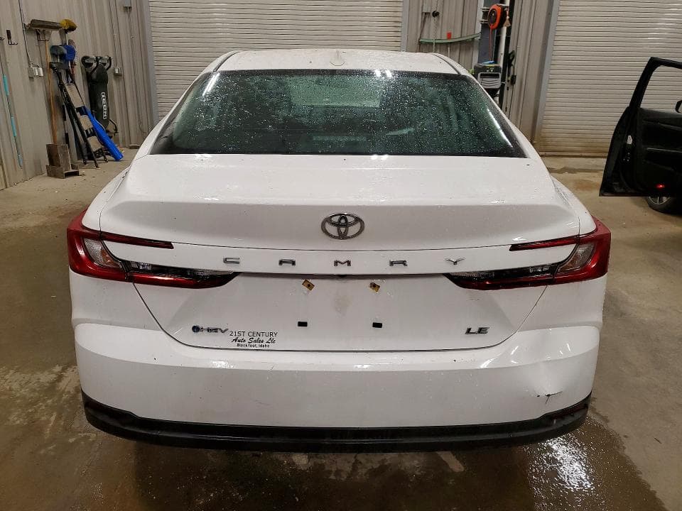 2025 TOYOTA CAMRY LE 6