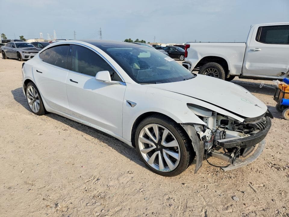 2020 TESLA MODEL 3 4