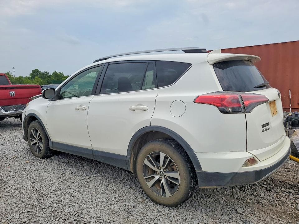2017 TOYOTA RAV4 XLE 2