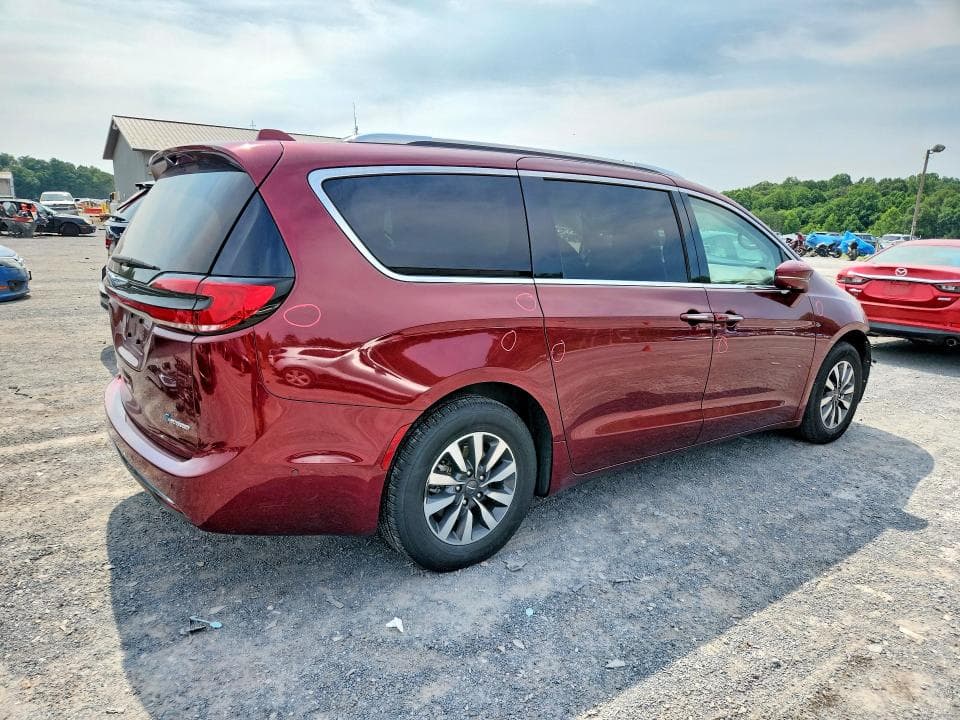 2021 CHRYSLER PACIFICA HYBRID TOURING L 3