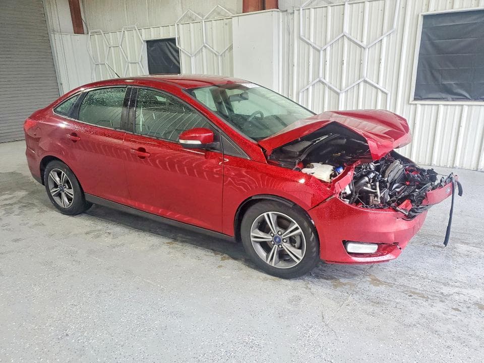 2017 FORD FOCUS SE 4