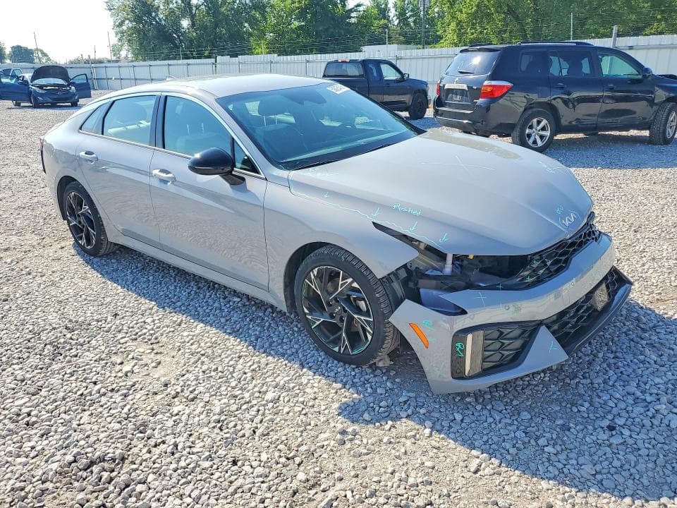 2025 KIA K5 4