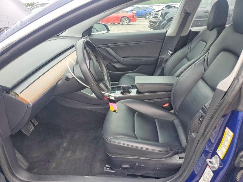 2018 TESLA MODEL 3 7