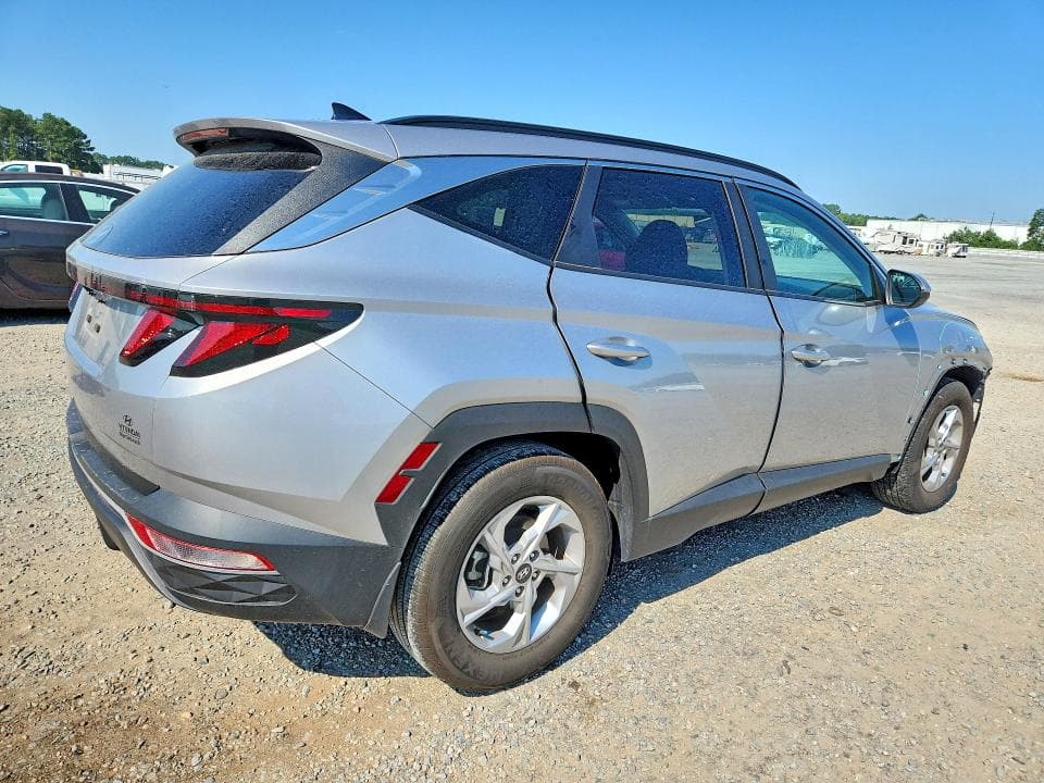 2024 HYUNDAI TUCSON SEL 3