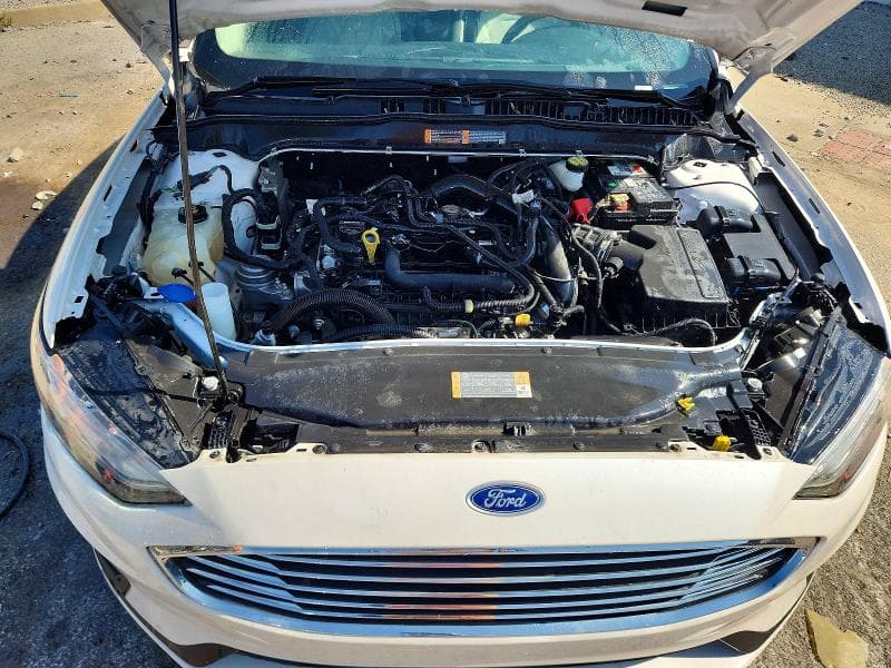 2019 FORD FUSION SE 11