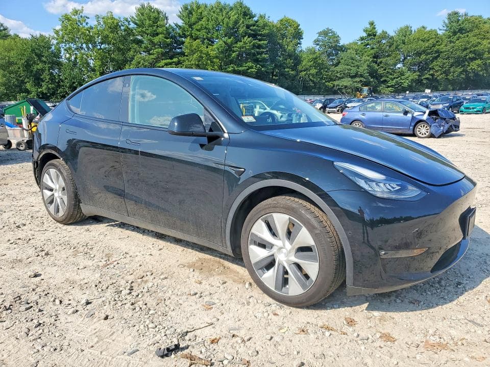 2021 TESLA MODEL Y 4