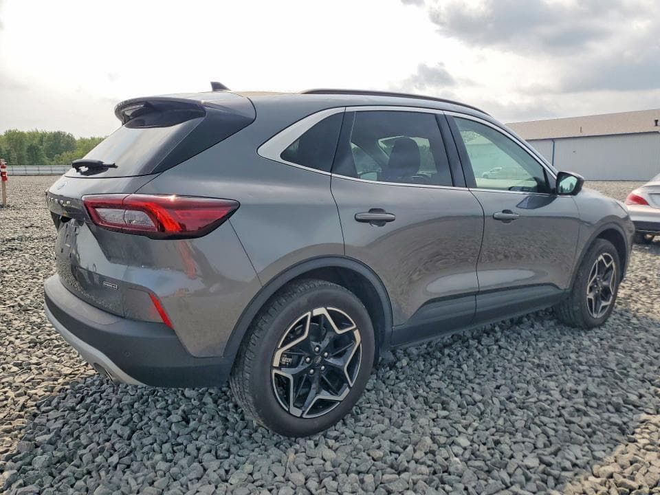 2025 FORD ESCAPE PLATINUM 3