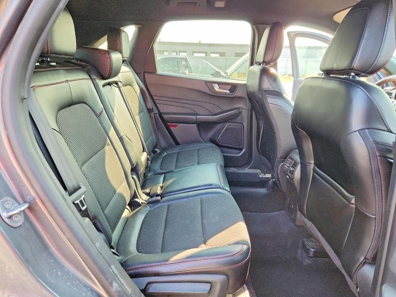 2024 FORD ESCAPE ST LINE 11