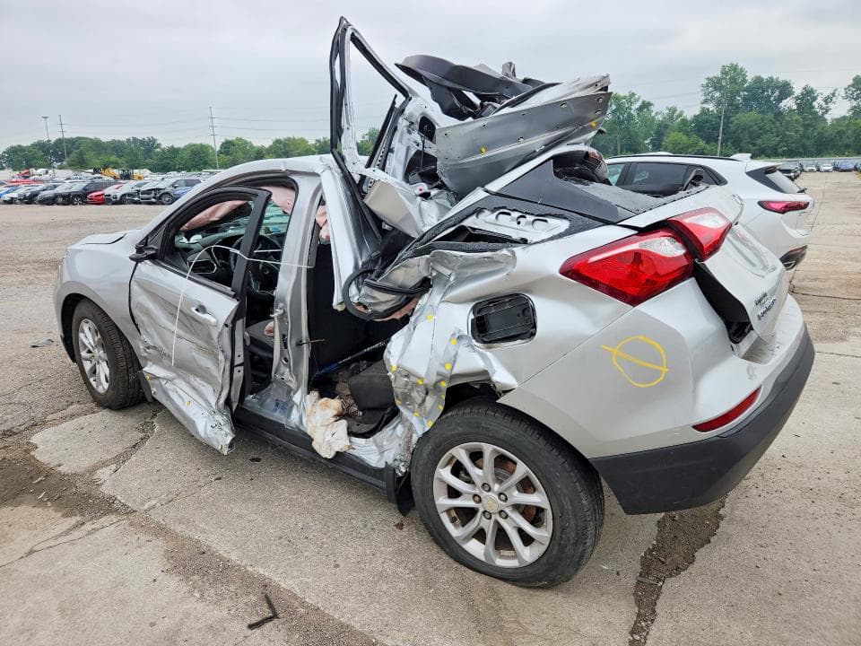 2021 CHEVROLET EQUINOX LS 2