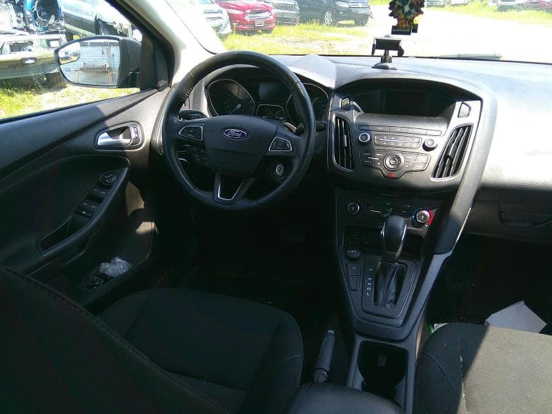 2018 FORD FOCUS SE 8
