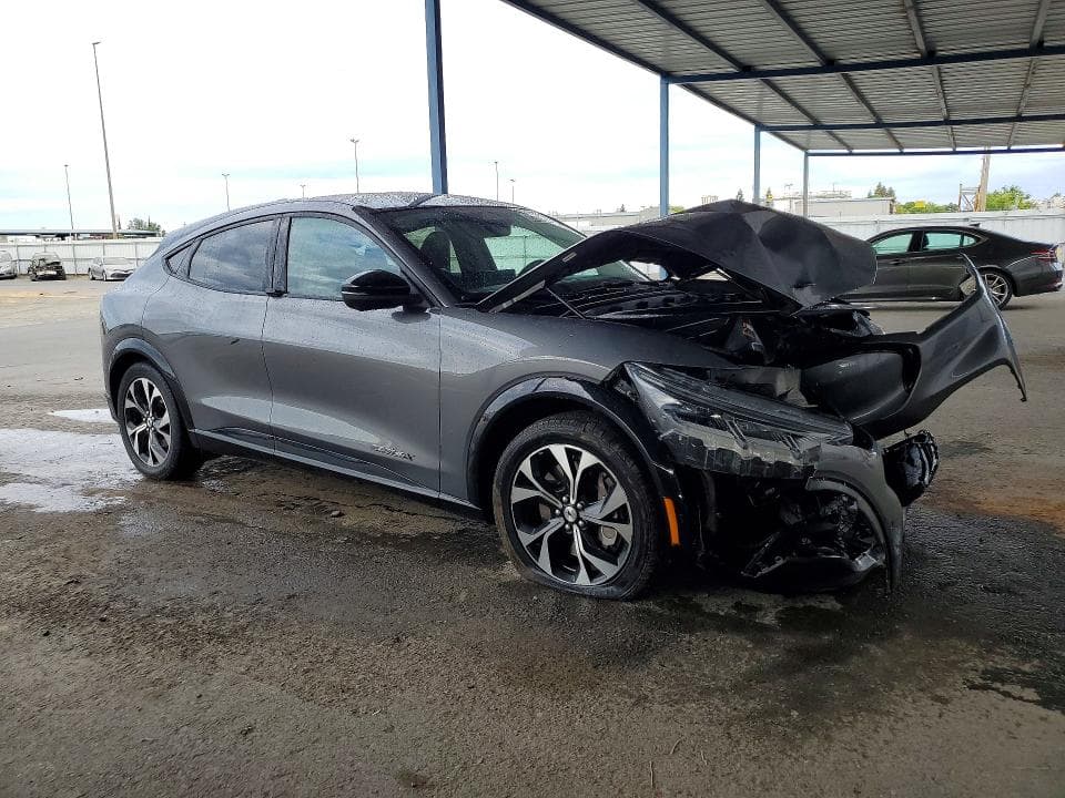 2023 FORD MUSTANG MACH-E PREMIUM 4