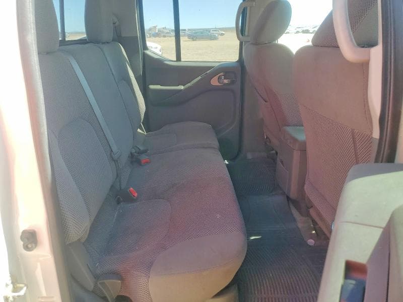 2017 NISSAN FRONTIER SV 10